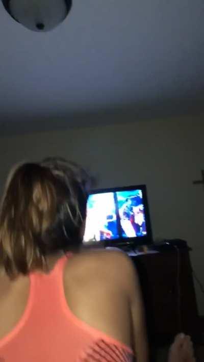 My pussy is so fucking wet 🤤💦