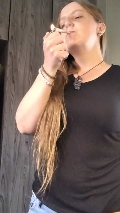 Have a chill Sunday 🫶😶‍🌫️