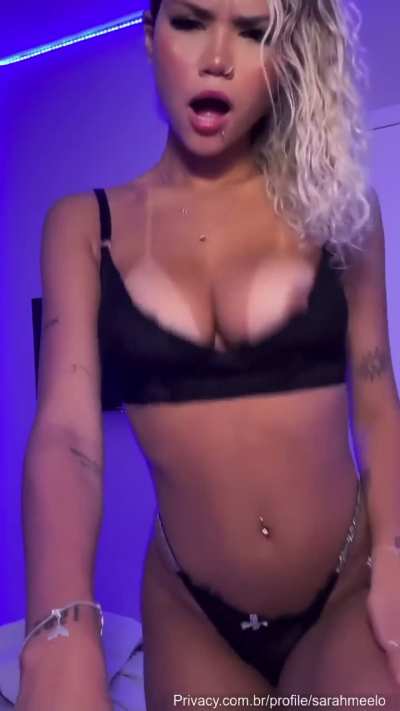 SARAH MELO - VEJA COMPLETO NOS COMENTÁRIOS