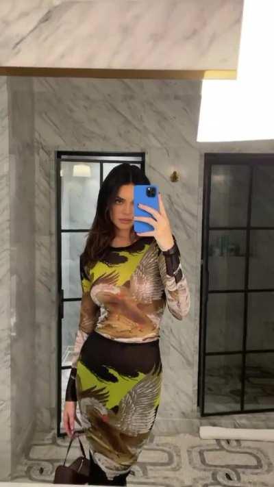 New Mirror Selfie From IG