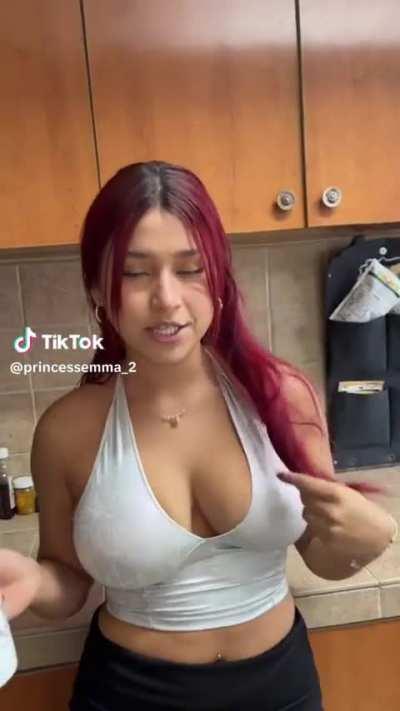 @princessemma_2 Do you want a coffee or anything?