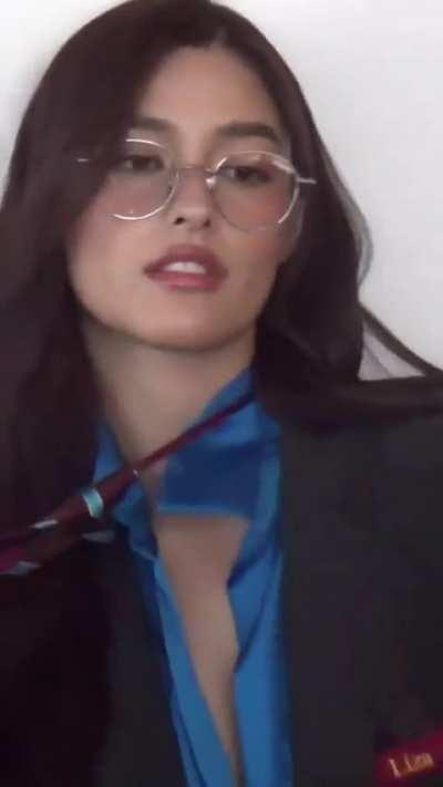 Liza Soberano 