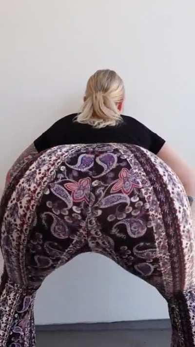 Working on my twerking - a little stiff but getting there 😇