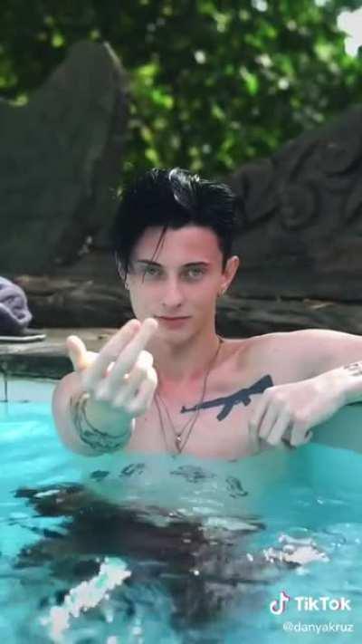 What are they feeding these tiktokkers these days smh