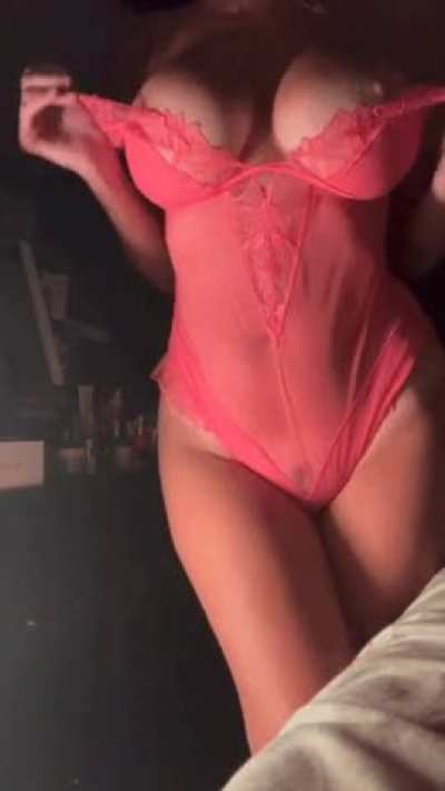 🎀Tickle me pink. 🎀 discounted OF link in comments. 🎀