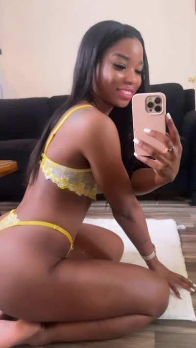 My ass is ready to be eaten