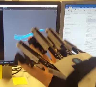 With the SenseGlove virtual objects are brought to life, you can feel, touch and interact with them as if they are real. ⁠Digital objects have close to real-hand presence. With the force-feedback system, the user is able to handle virtual objects the same