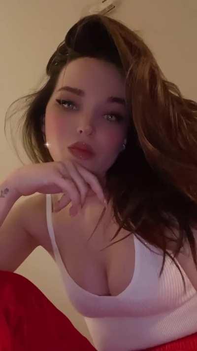 Cleavage in tank top