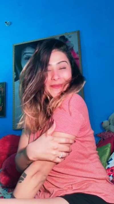 Some old moments of her squeezing her own jugs🤤