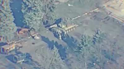 A strike with cluster munitions from HIMARS on a cluster of Russian troops at an unknown time. Pokrovskoe direction.