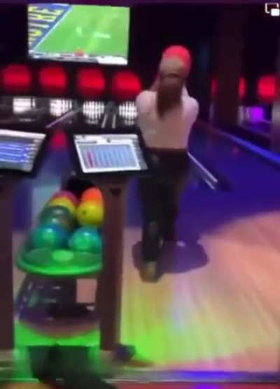Woman knocks out man then gets a strike