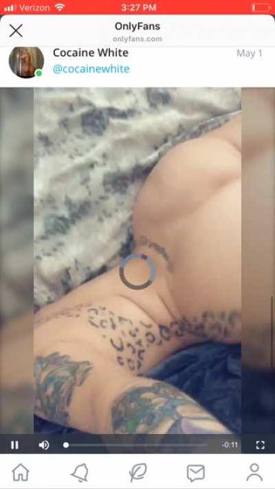 Dumbass bitch told u I got these old ass video