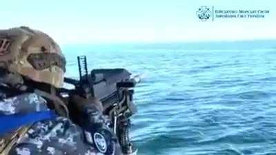 💪The Navy of the Armed Forces of Ukraine hints. “We don’t stop! The Navy of the Armed Forces of Ukraine”, is how they captioned this short video.