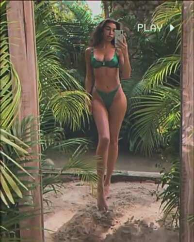 Chantel Jeffries coltish figure