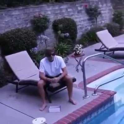 Colorblind kid sees color for the first time with new glasses