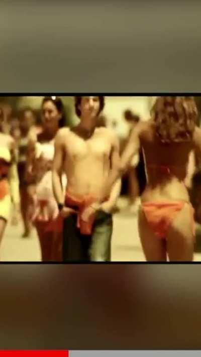 Кто то там говорил про ебанутые рекламы мобильных игр?