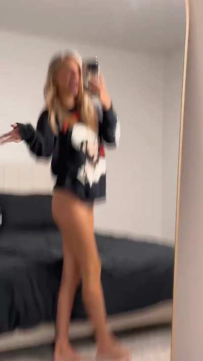 When you see that we're alone, are you brave enough to fuck me?