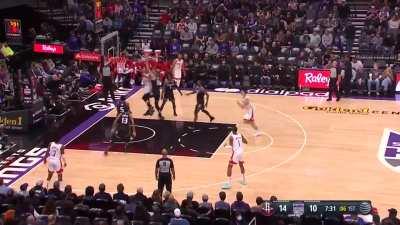 [Highlight] Sengun with the putback!