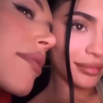 Stassie & Kylie | Christmas Party 2023