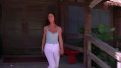 Jennifer Love Hewitt GIF by DeepAssist