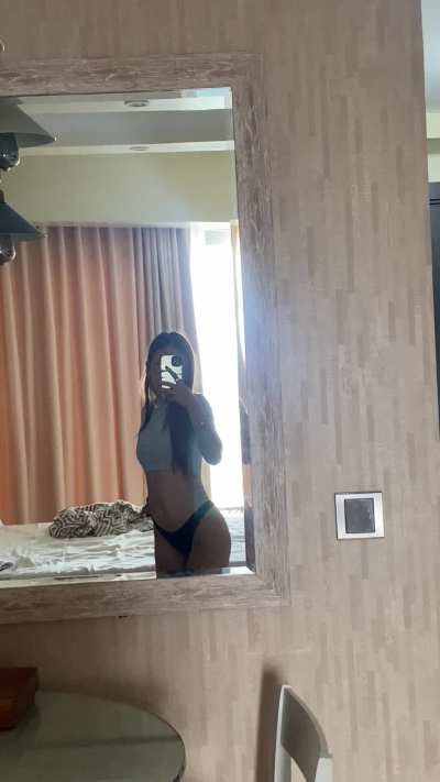 Are young filipina babes ur type? F18