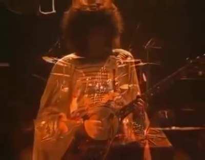 Men scared to moan.. I be in my girl's ear like