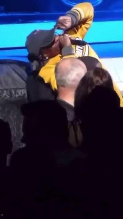 Travis Falling Off on Stage like a Finni Candy