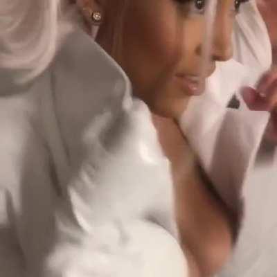 Best titty view she’s had so far