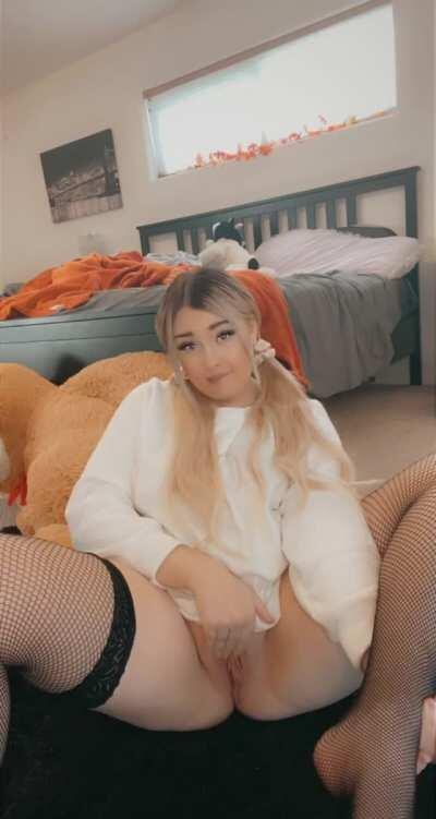 Getting wet for you 💦