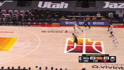 [Highlight] 'Slow-Mo' Kyle Anderson gets the steal and rises up for the jam