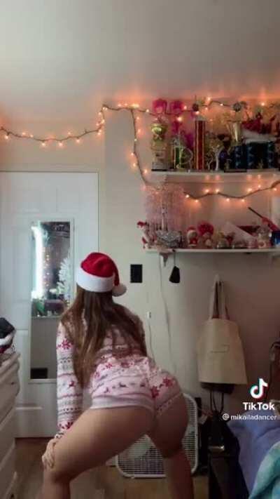 Can’t It Be Christmas Again