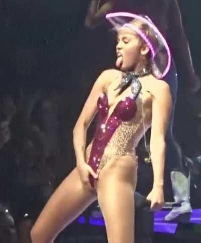 Miley Cyrus having a play.