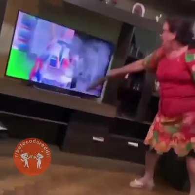 Todo o Reddit quando o assunto é BBB (vão cuidar de suas vidas po) 