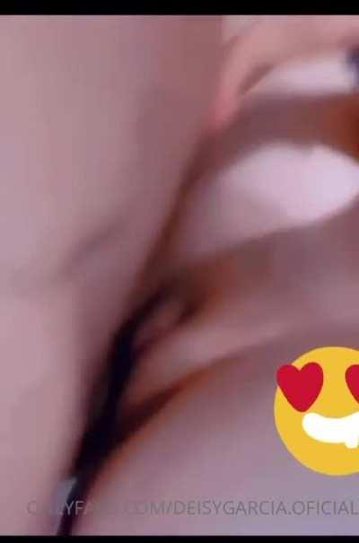 Otro material de Deisy García bros