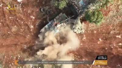 Ansar al-Tawhid drone injures two Syrian soldiers next to a T-55 tank by dropping explosives on them [November 2024]