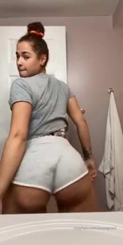 Janae Girard 😍 free mega ⏩  