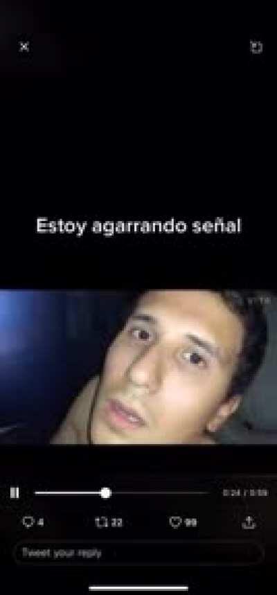 Estoy agarrando señal! (Translation in comments)