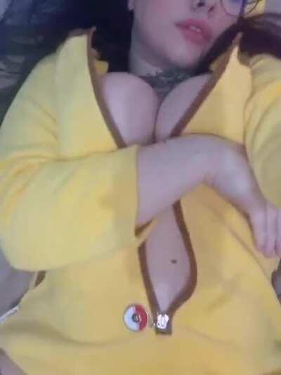 I did a NSFW video for all my patreons (1$ and up pledges!!) 💕💕