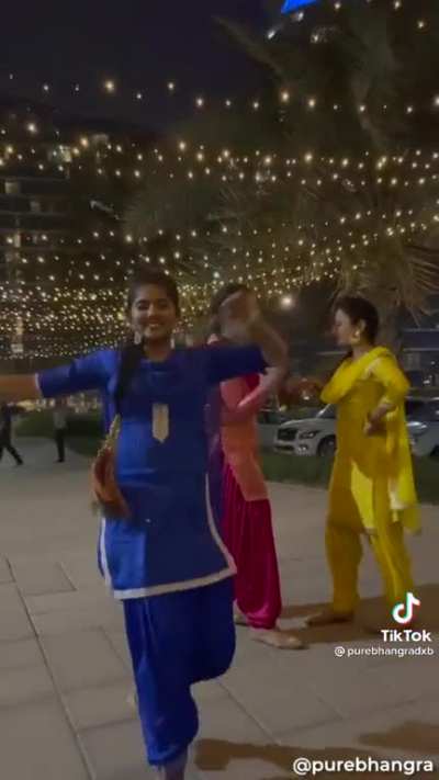 My last 3 brain cells during an exam 😂