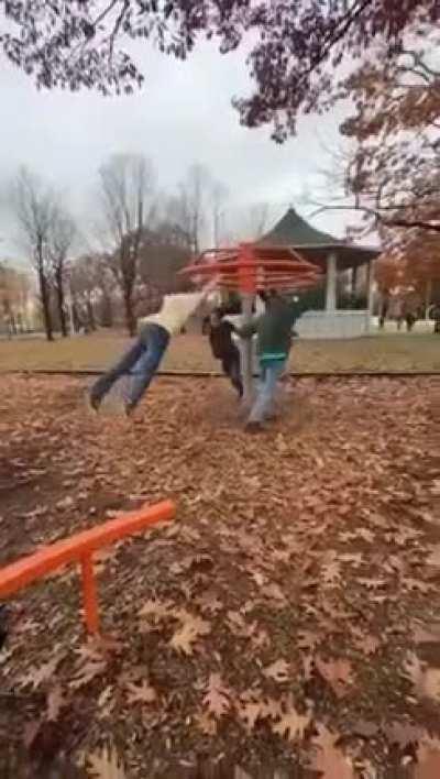 « Les gars dans ma classent y risent de ca tse »