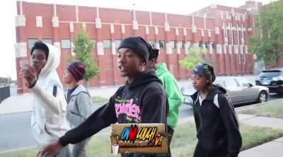 Why these YNs only speak in Lil Jeff n Q50 lyrics 😭🍩 