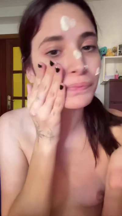 ready to mess up a university girl&rsquo;s GPA and makeup?