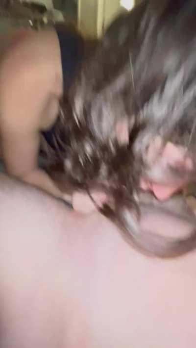 She loves deepthroat