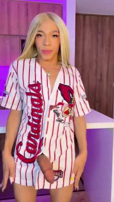 I know you're straight but would you fuck ME? Just say YES 🍆