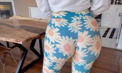 My pants show every jiggle and I like it