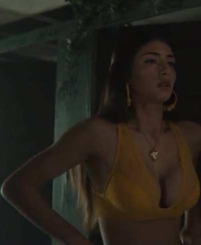 Mimi Keene - Sex Education Tits Scene (Part 3) (S3 E1)