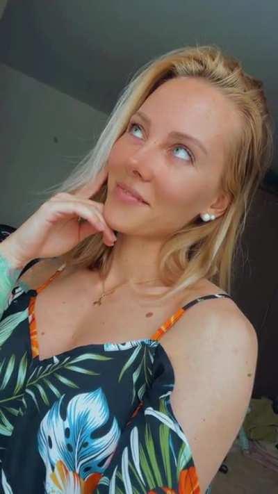 Sagittarina (@sagittarinaofficial)