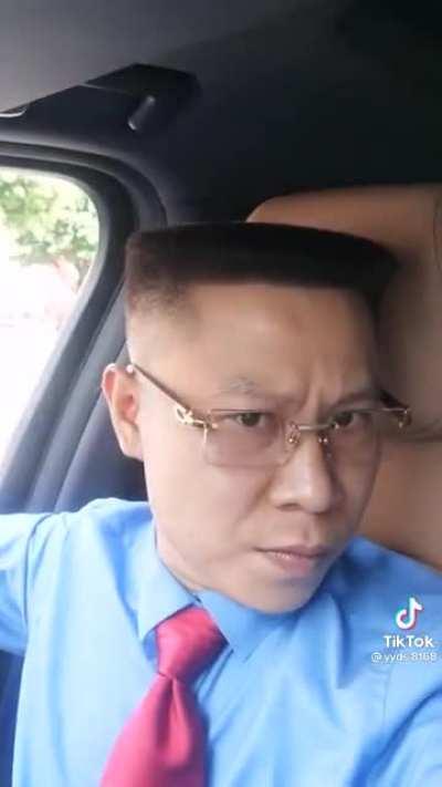 Sword-holder Luo Ji towards a wall every day for 50+ years, never speaking: