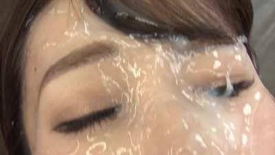 Reacting to her own bukkake 