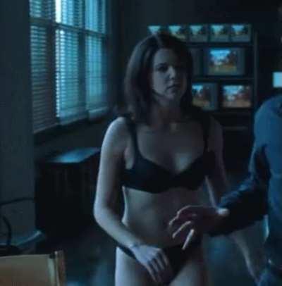 Lauren Graham in her underwear